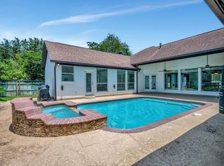 107 Castle Pines Ct, Lufkin, TX 75901