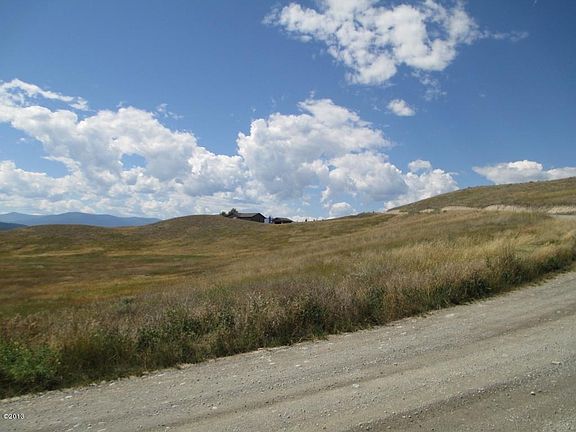5th image of Nhn Hollenback Cir