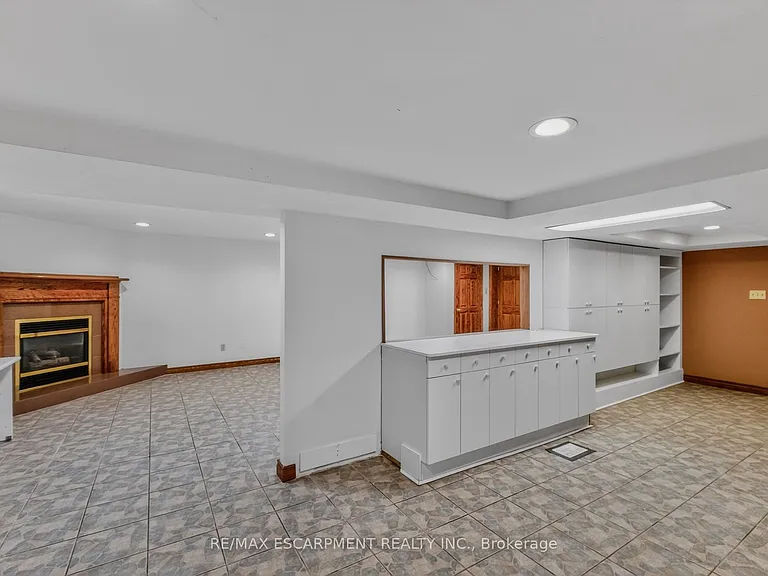 41 Candor Cres — Photo 49