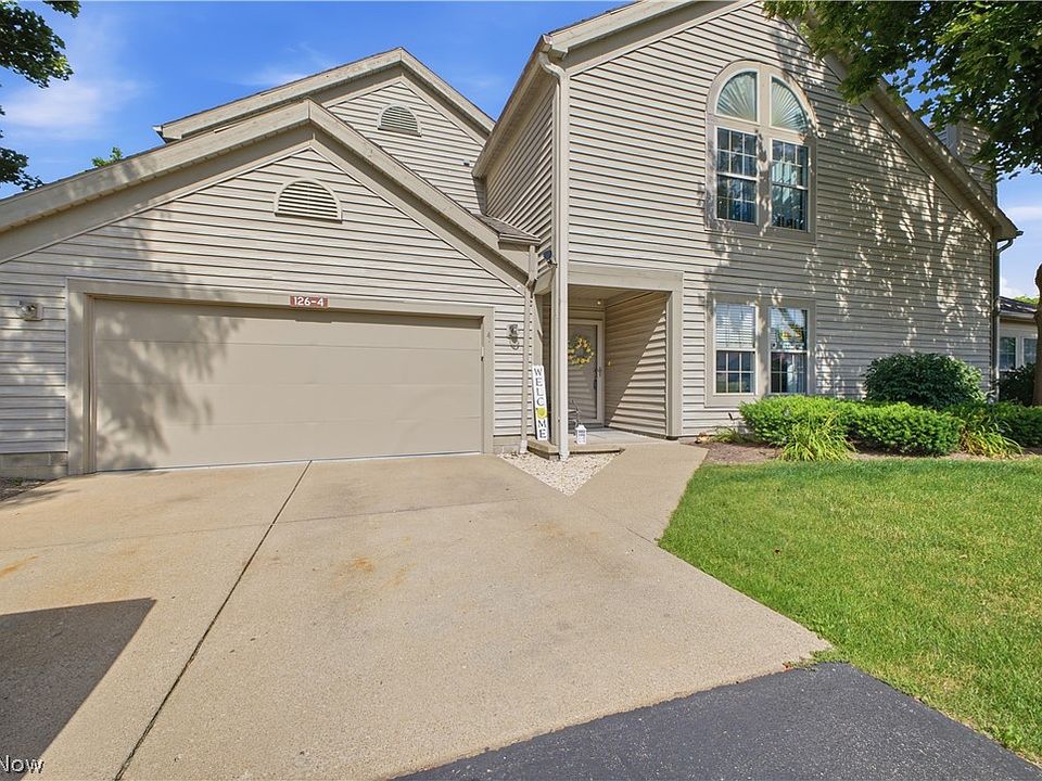 1st image of 126 N Aspen Ct Unit 4