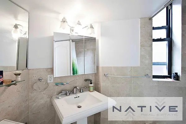 Rented by Native Real Estate LLC | media 28