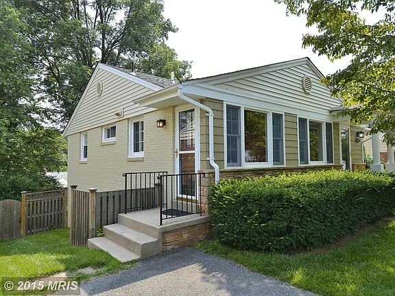 4th image of 5204 Flanders Ave