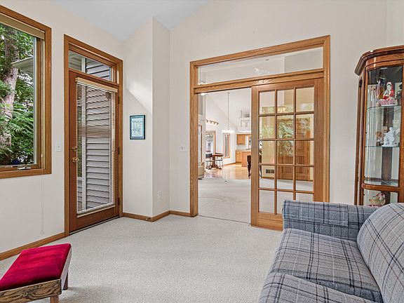 5th image of 2644 Rivers Bluff Ln