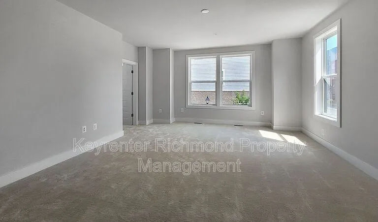 109 Old Charles St #A — Photo 14