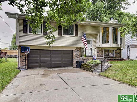 2nd image of 10636 Laurel Ave