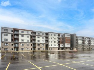 2550 Sandwich West Pkwy #212, Lasalle, ON N9H 2S4