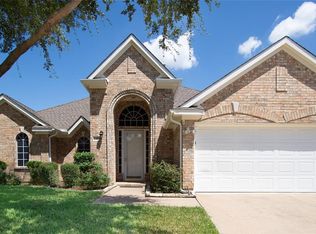 6403 Clear Pool Dr, Arlington, TX 76018