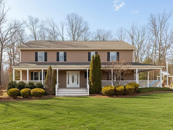 198 Turk Mountain Ln, Waynesboro, VA 22980