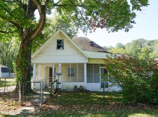 633 W 8th St, New Albany, IN 47150