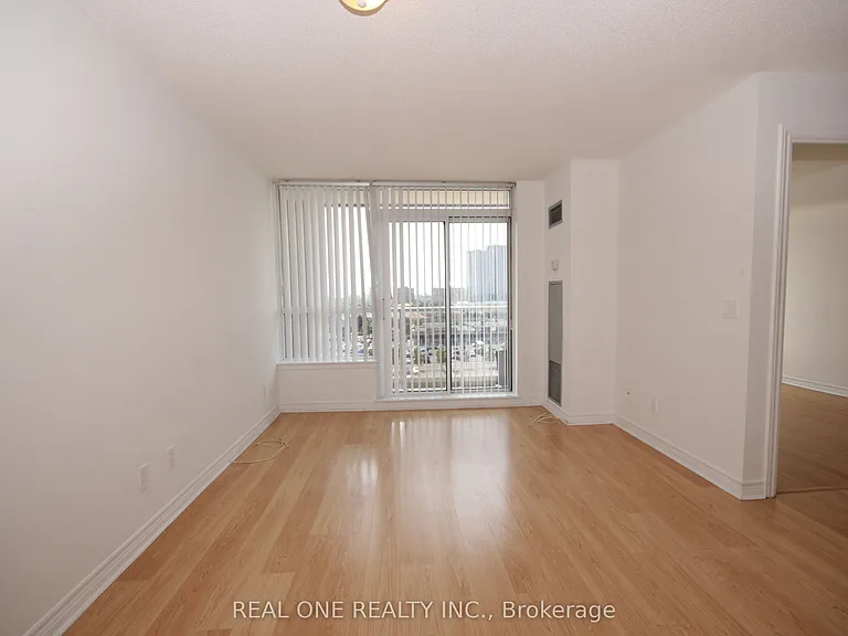 15 N Park Rd #801 — Photo 8