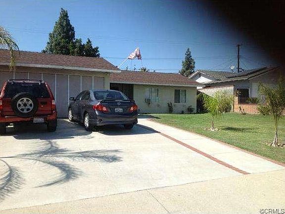 4th image of 2441 Alder St