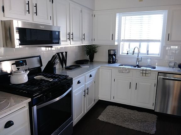 3rd image of 5835 Leisure South Dr SE