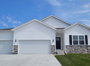 4727 173rd St, Urbandale, IA 50323