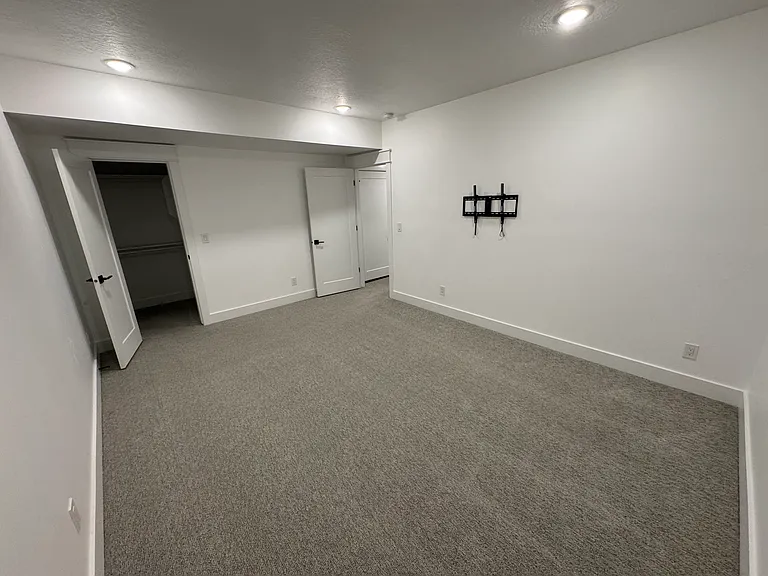 457 E Greenwood Ave #457 — Photo 46