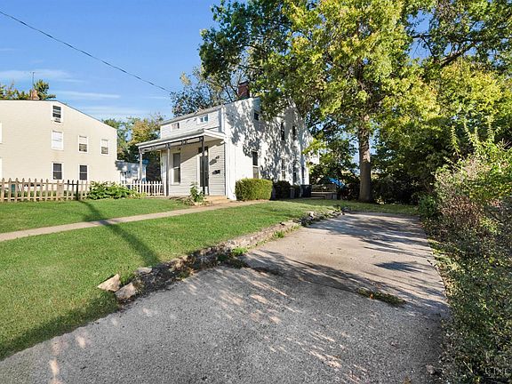 3rd image of 3622 Laclede Ave