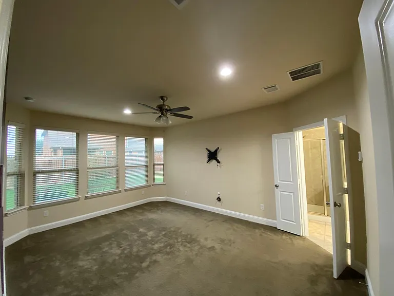 15517 Pioneer Bluff Trl — Photo 19