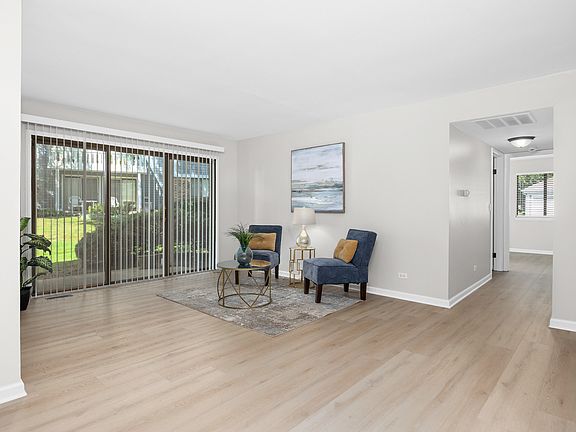 3rd image of 232 Driftwood Ln Unit D1