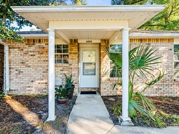 6898 Kapok Dr, Milton, FL 32583