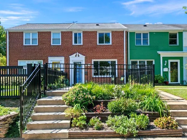 1420 Woodbine St, Alexandria, VA 22302