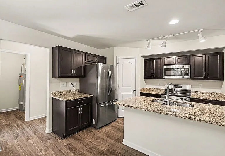 13433 Circle Dr — Photo 7