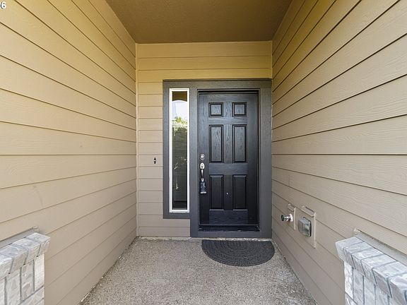 3rd image of 3620 Oak Grv
