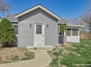 110 Maple St, McHenry, IL 60051