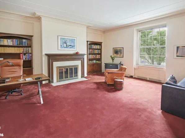 905 Fifth Avenue image 14 of 22