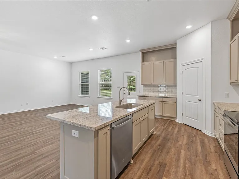 1220 Neal Pickett Dr — Photo 12