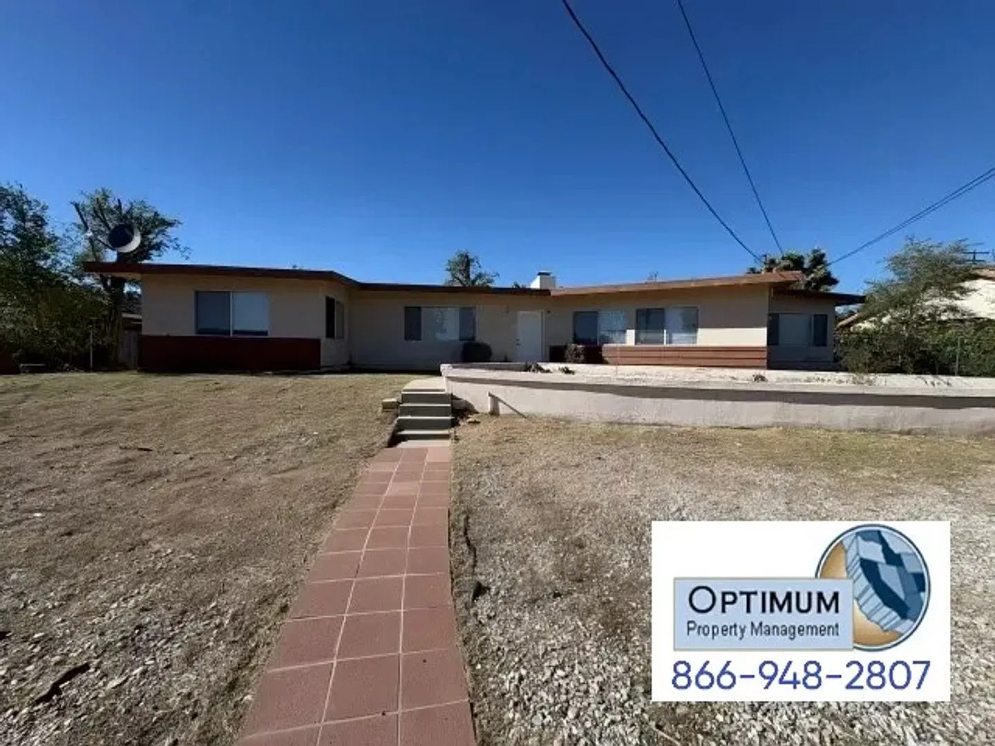 Charming Hesperia Home — Photo 4