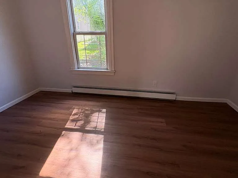 10 Rodwell Ave #4 — Photo 3