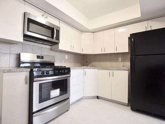 2nd image of 2235 E 57th Pl