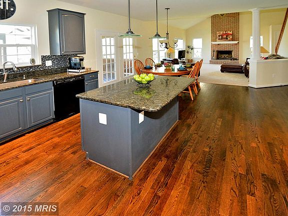 5th image of 43152 Malloch Pl