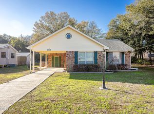 1315 Martin St, Pascagoula, MS 39581