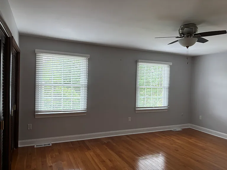 199 Haverford Dr — Photo 12