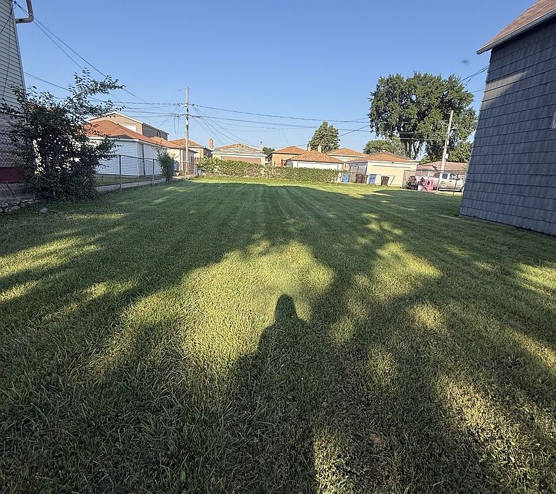2nd image of 9353 S Yates Blvd
