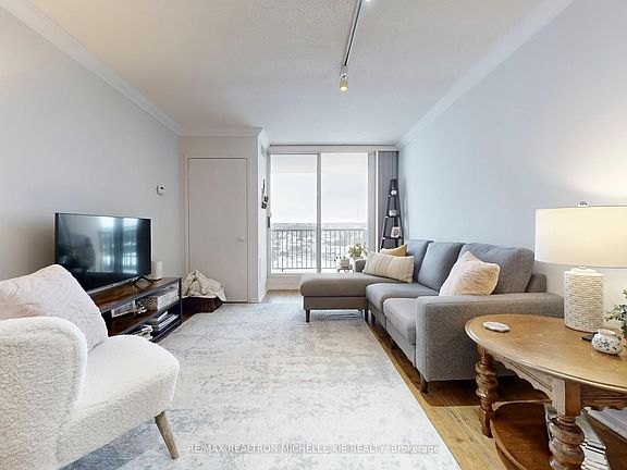 4th image of 75 Ellen St #1012