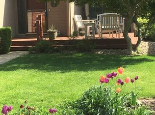 2132 Peach St #1, Champaign, IL 61820