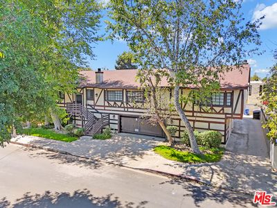 4633 Ben Ave APT 4, Valley Village, CA, 91607