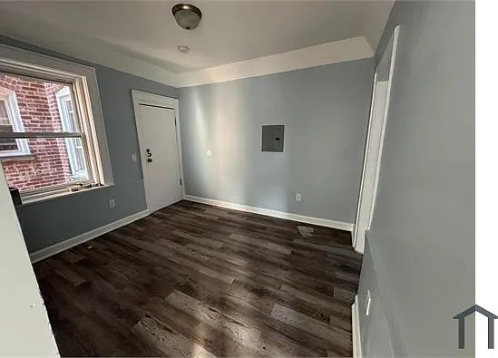 63 N Walnut St #14 — Photo 5