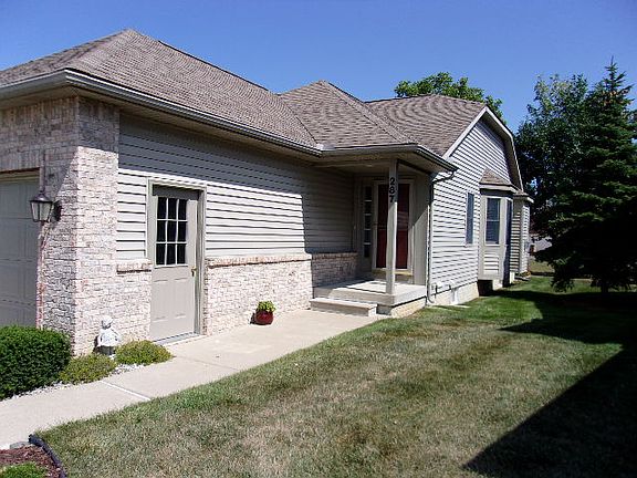 2nd image of 287 Creekwood Cir