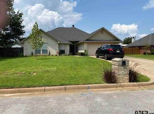 1803 Edgewater Trl, Whitehouse, TX 75791