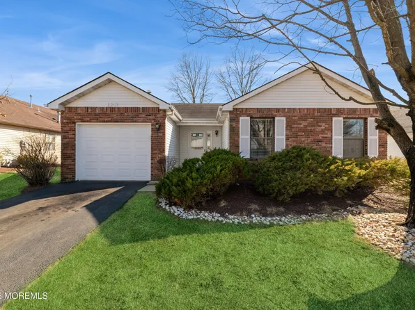 123 Murray Hill Terrace, Marlboro, NJ 07746