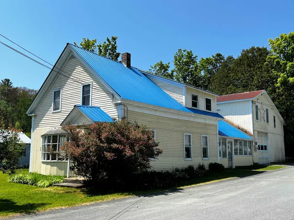 15 Granger Street, Barnet, VT 05821