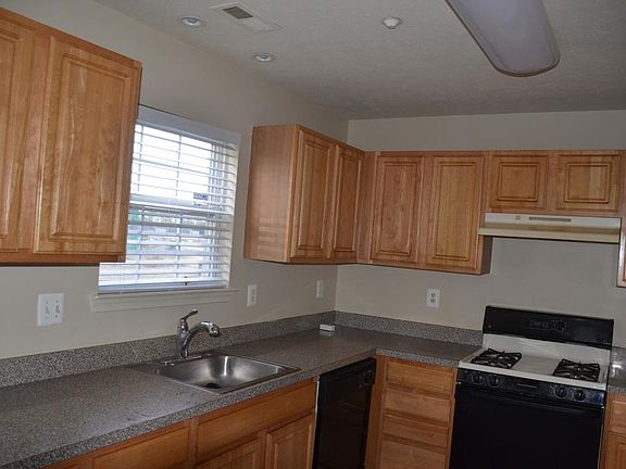 4th image of 12018 Calico Woods Pl