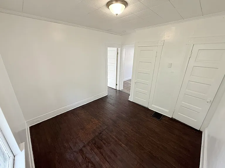 2nd bedroom.