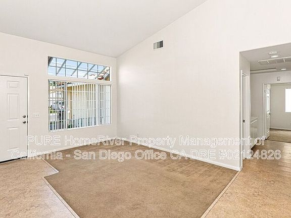 4th image of 4849 Lake Shore Pl