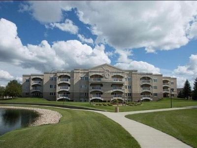 2501 30th Ave S APT 201, Fargo, ND, 58103