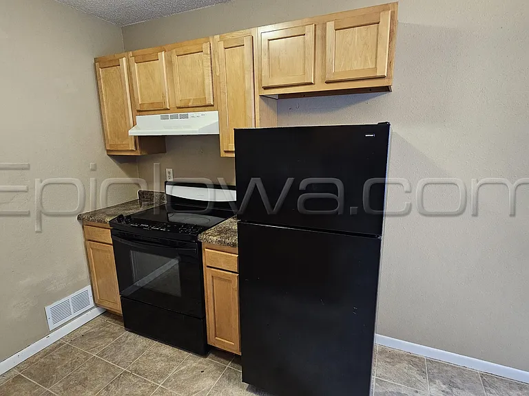 1207 O Avenue Pl NE — Photo 6