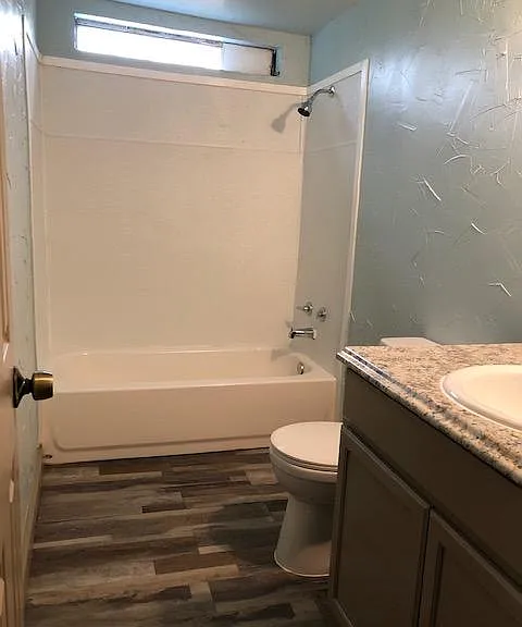 2800 Veterans Blvd #222 — Photo 12