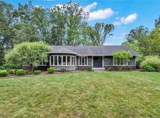 10340 Whitewood Rd, Brecksville, OH 44141